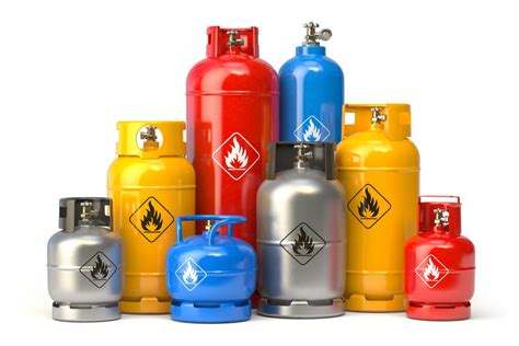 cooking gas in gas cylinder has smell why